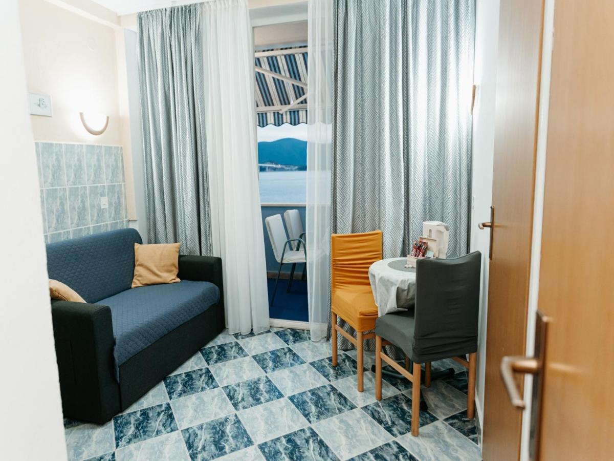 Apartmani Dragobratović Komarna Zewnętrze zdjęcie